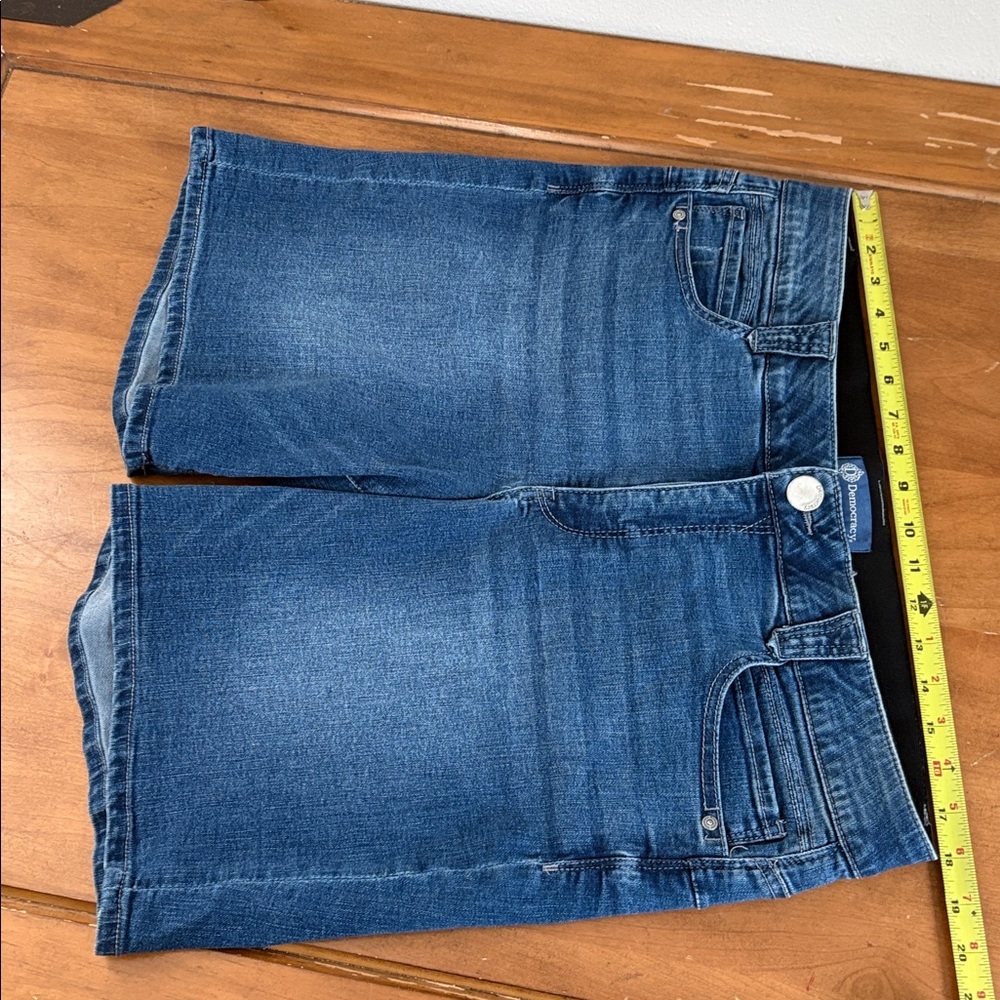 Democracy Jean Shorts Size 16 - Picture 3 of 10